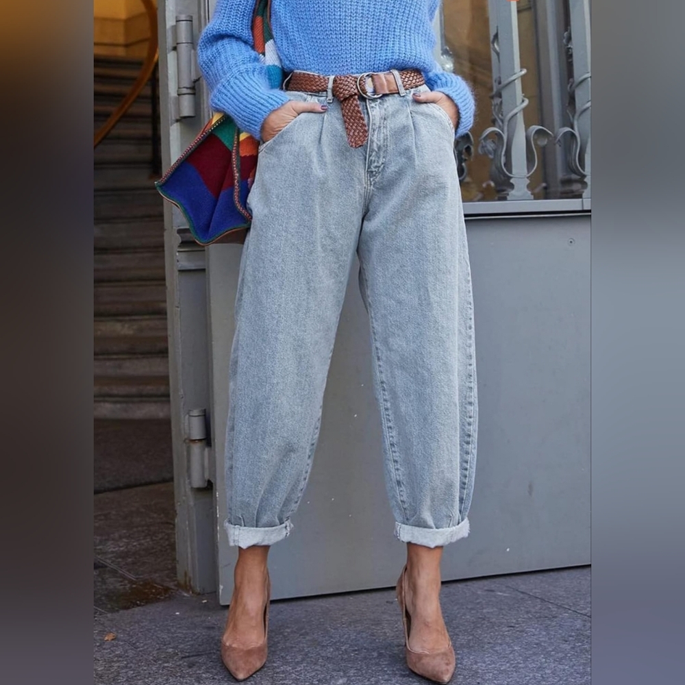 Kensie Light Wash Boyfriend Jeans